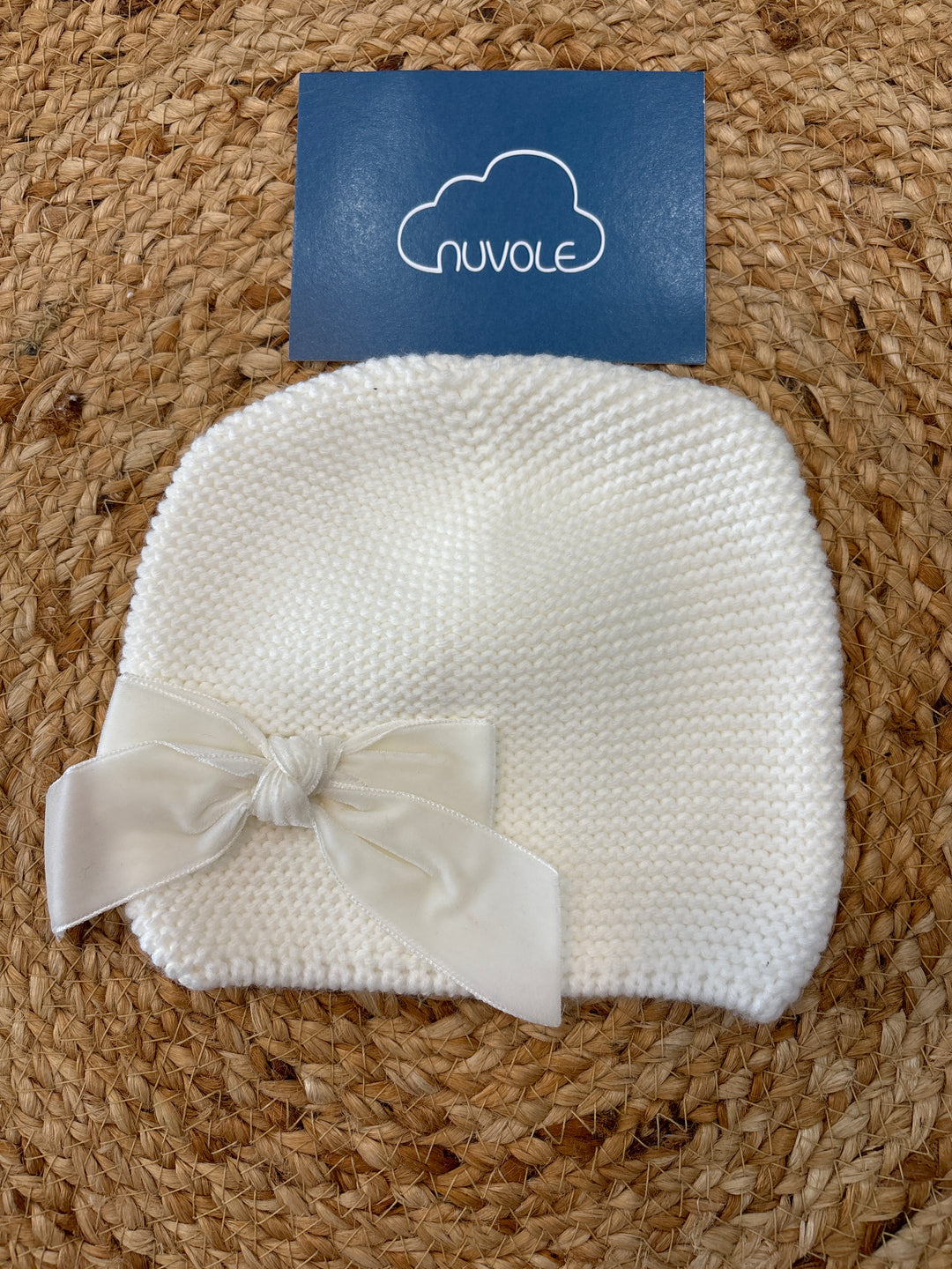 Cappello con fiocco in velluto ivory
