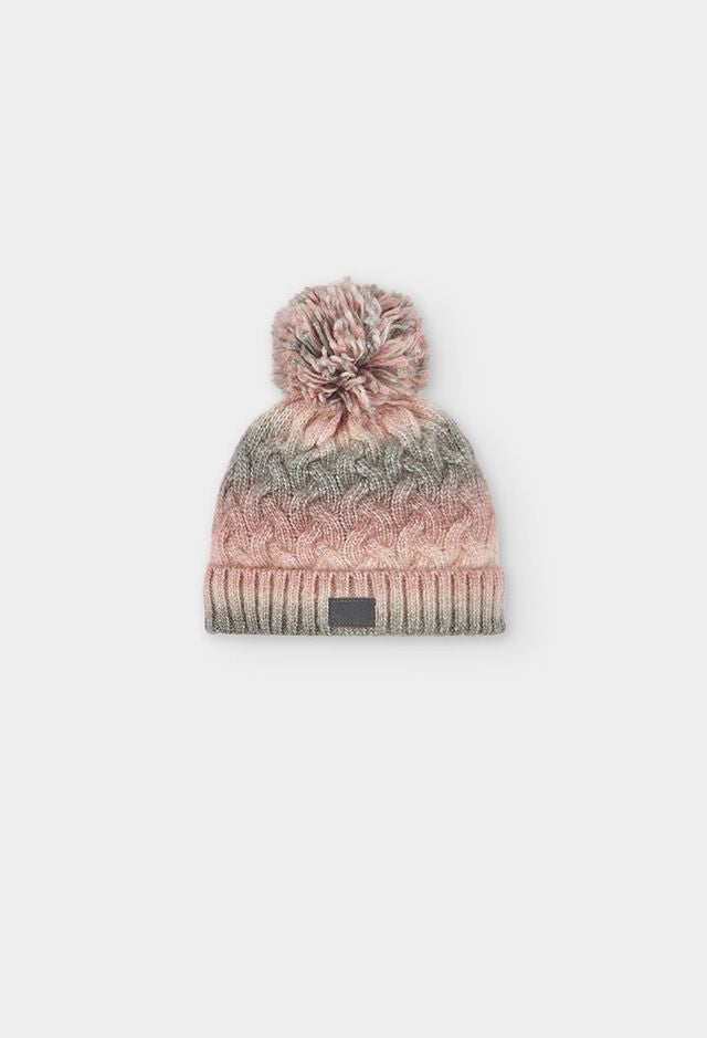Cappello in lana trecce